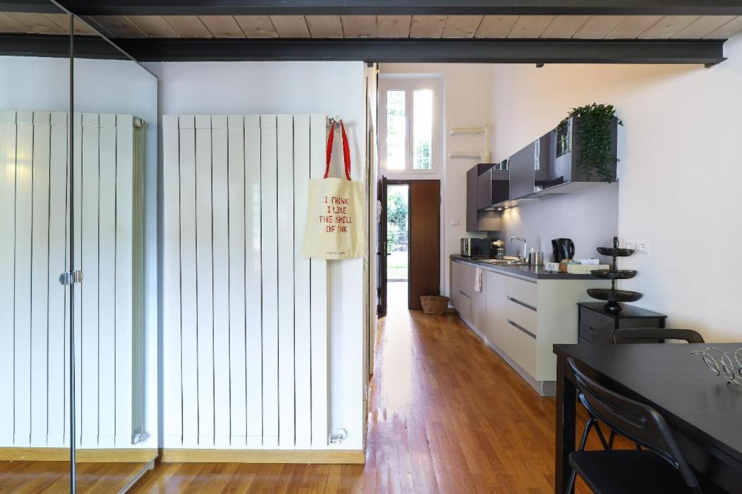 Paki Home Nel Cuore Dei Navigli Di Milano Экстерьер фото